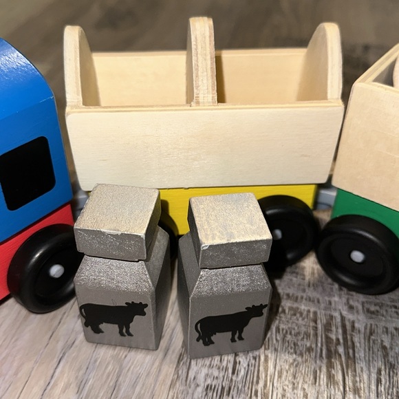 Moving Train Set - Picture 5 of 9